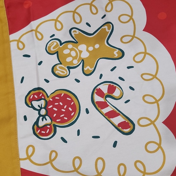 Disney Christmas Kids Apron NWT - Picture 2 of 4